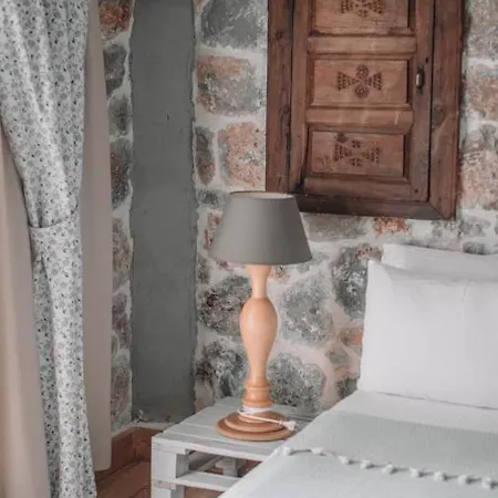 Orino Hotel *