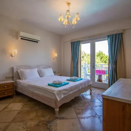 Orino Hotel *